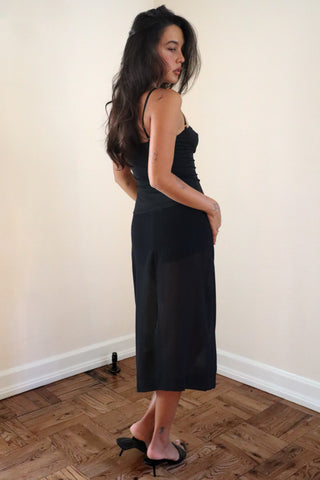 SHEER MID LENGTH SKIRT black