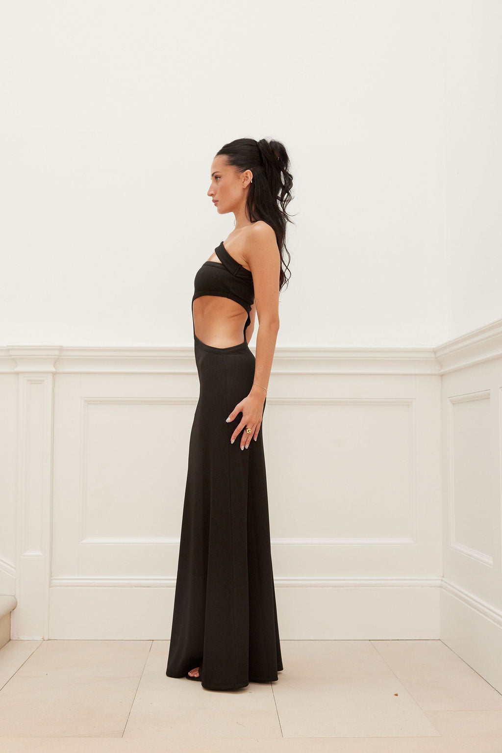 CURVED HIP CUT OUT MAXI DRESS